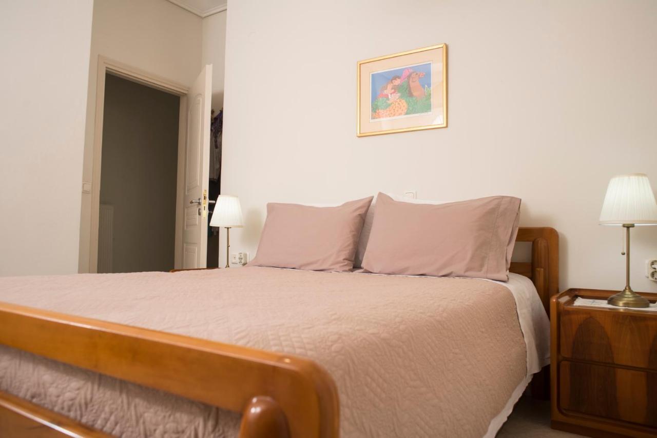 Maisonette With Garden In The Heart Of The Historical Kalamata Center Ngoại thất bức ảnh