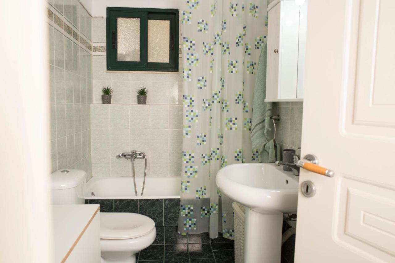 Maisonette With Garden In The Heart Of The Historical Kalamata Center Ngoại thất bức ảnh